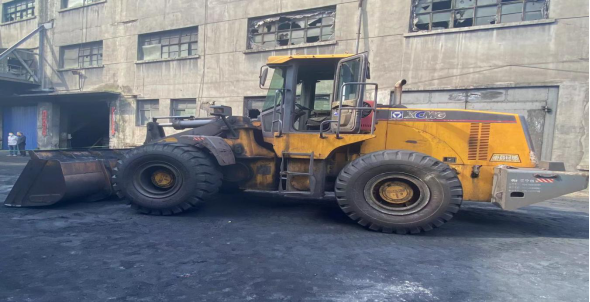 640 640